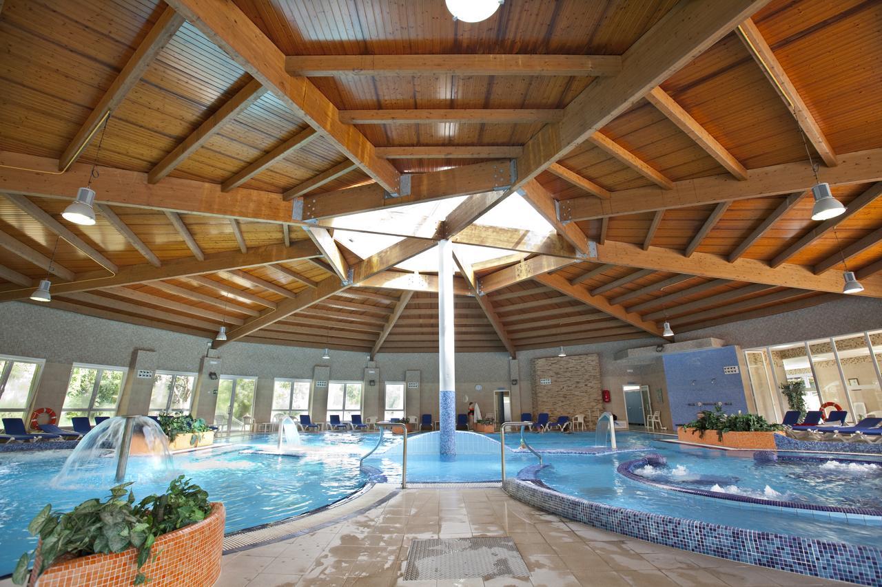 Termas De Cuntis - Hotel Castro Do Balneario Экстерьер фото